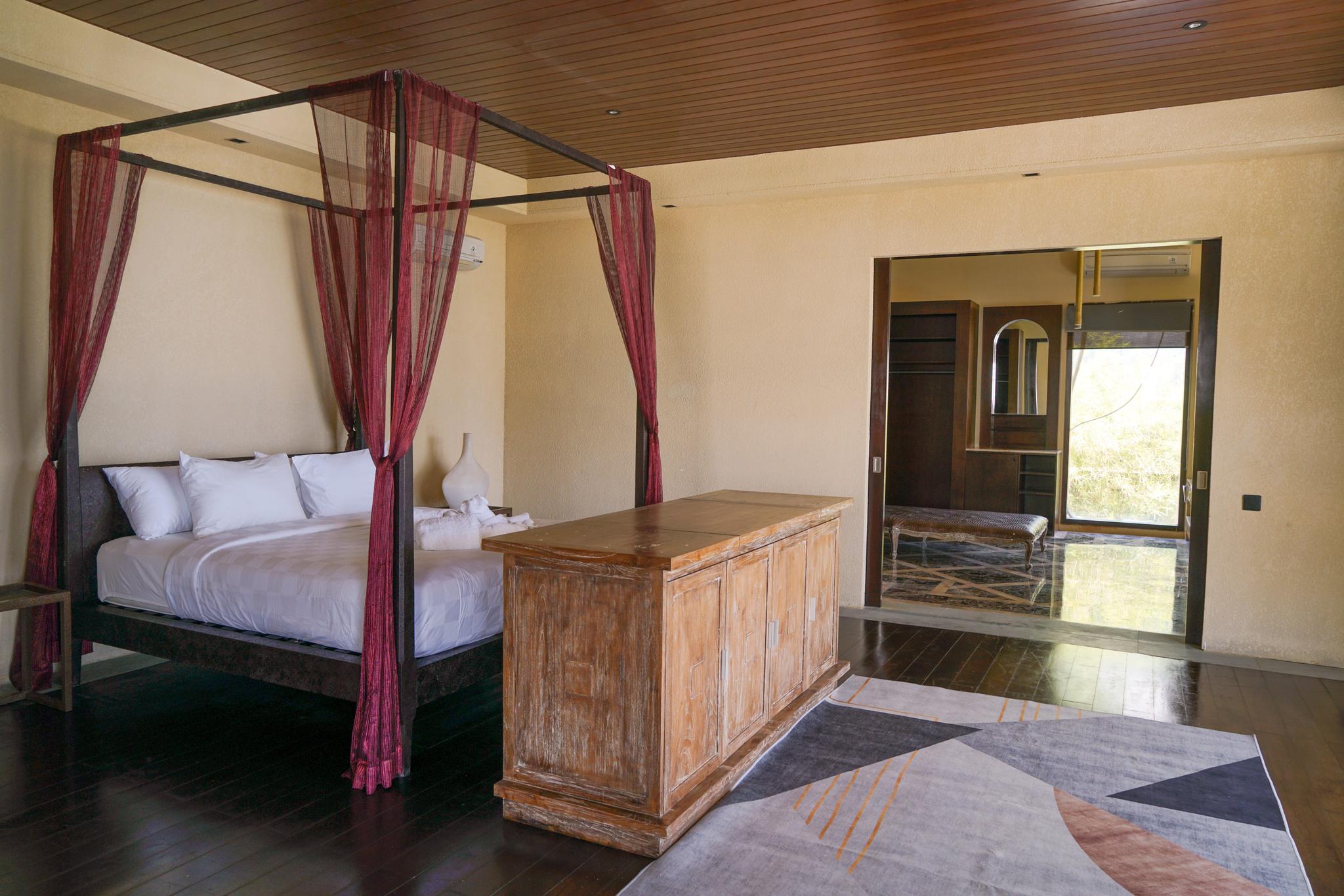 Master Bedroom Suite